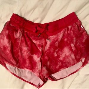 Lululemon Hotty Hot shorts size 6